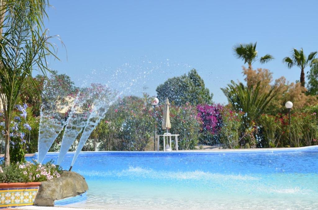 Alessidamo Club Metaponto Hotel Ngoại thất bức ảnh