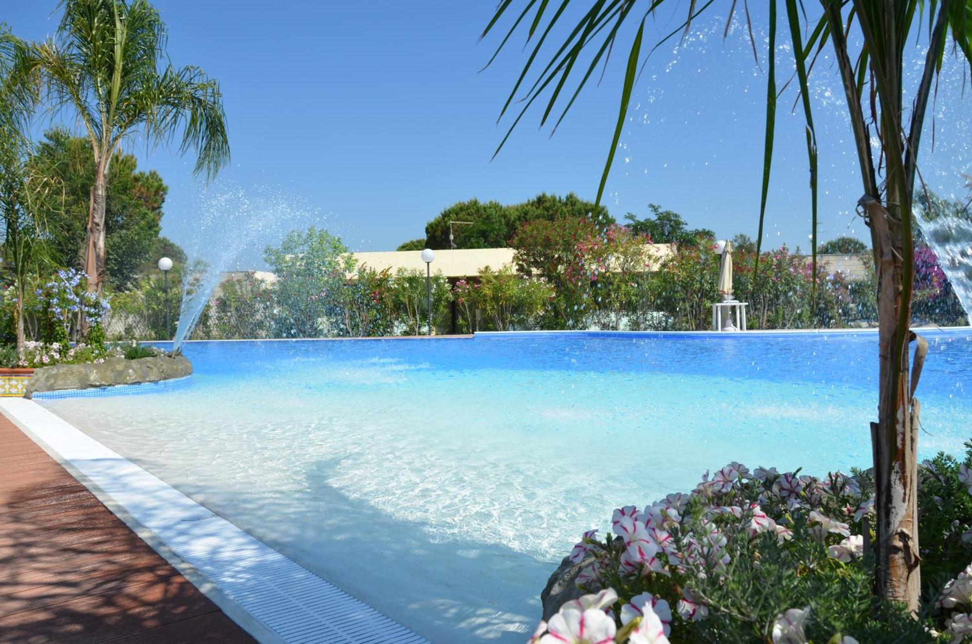 Alessidamo Club Metaponto Hotel Ngoại thất bức ảnh