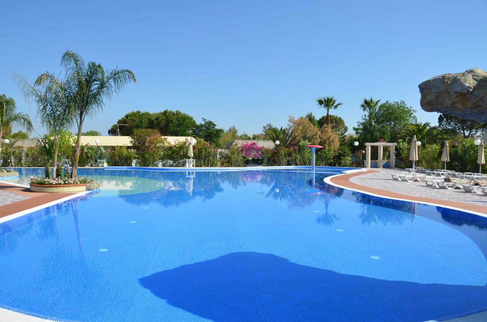 Alessidamo Club Metaponto Hotel Ngoại thất bức ảnh